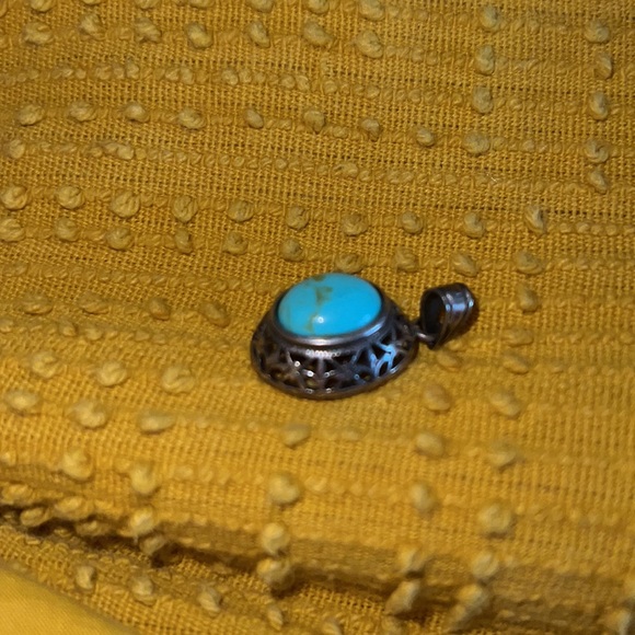 3 Vintage southwestern pendants🩵🩵🖤 - Picture 6 of 8